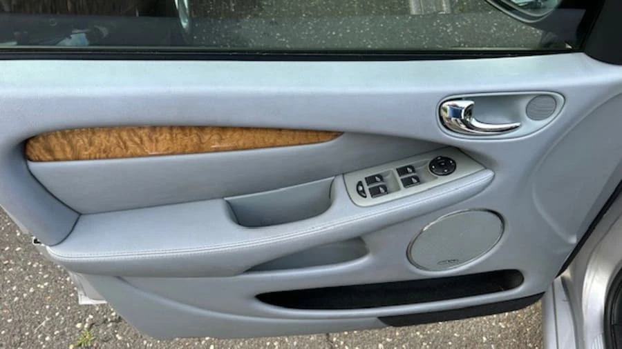 2006 Jaguar X-Type - Image 17 of 21