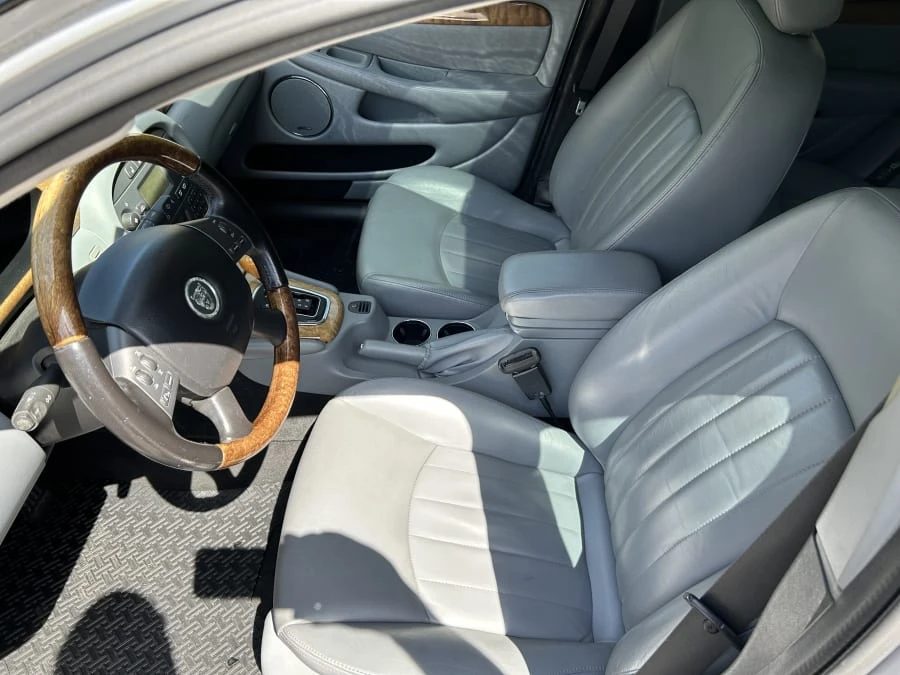 2006 Jaguar X-Type - Image 13 of 21