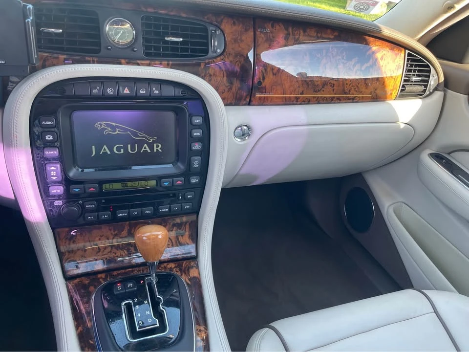 2006 Jaguar XJ Series 4 - Image 16 of 20