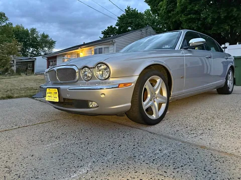 2006 Jaguar XJ Super V8