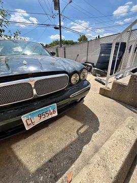2006 Jaguar XJ XJ8 L Sedan 4D