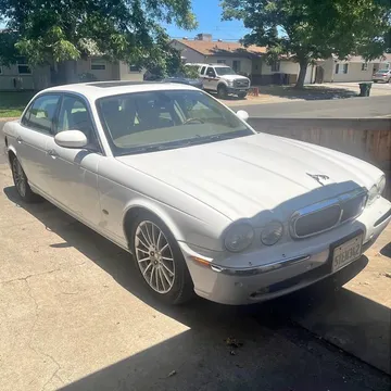 2006 Jaguar XJ XJ8 L Sedan 4D