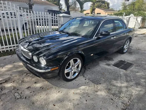 2006 Jaguar XJ8 L Sedan 4D