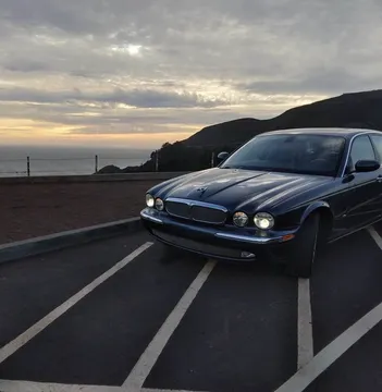 2006 Jaguar XJ8 Sedan