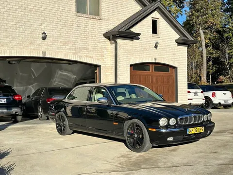 2006 Jaguar XJ8 Vanden Plas Sedan