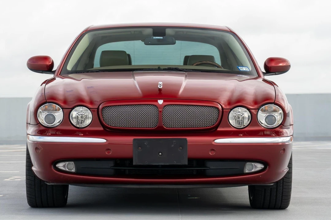 2006 Jaguar X350/X356/X358 XJR - Image 2 of 31