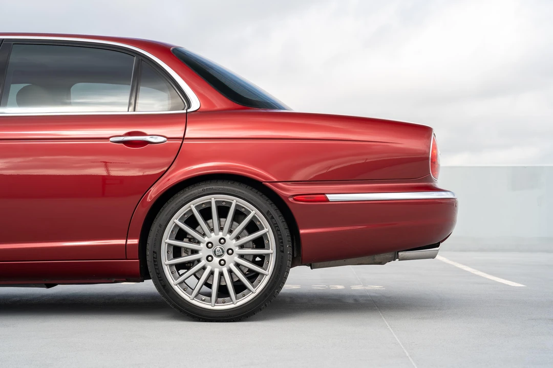 2006 Jaguar X350/X356/X358 XJR - Image 27 of 31