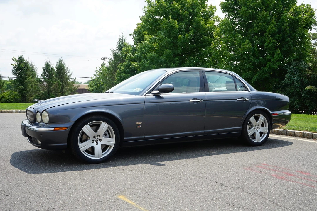 2006 Jaguar X350/X356/X358 XJR - Image 2 of 31