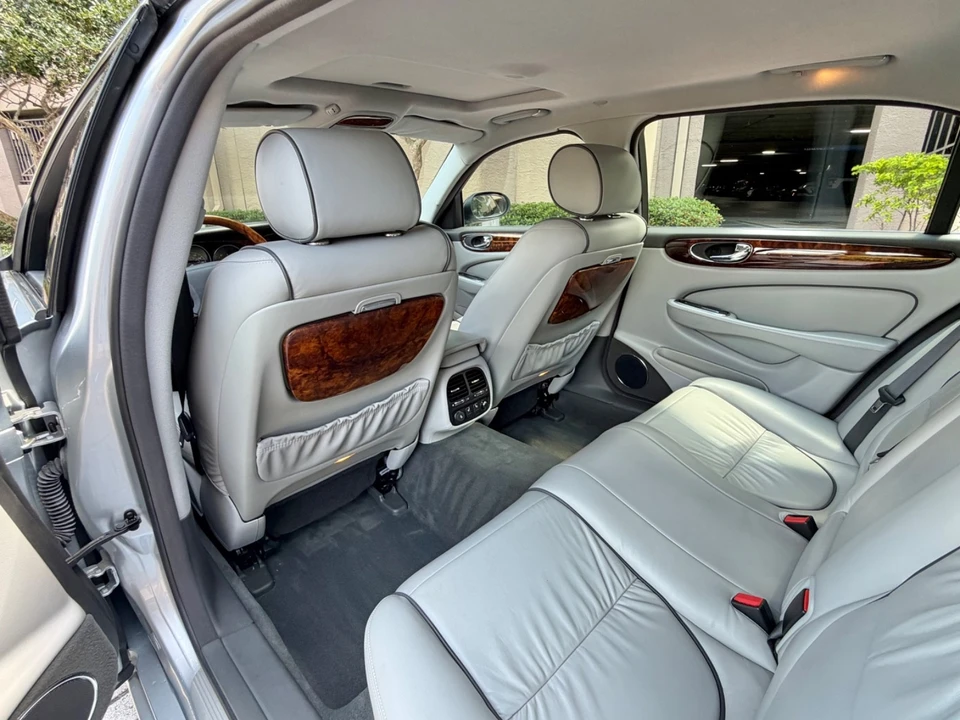 2006 Jaguar X150 XK - Image 17 of 21