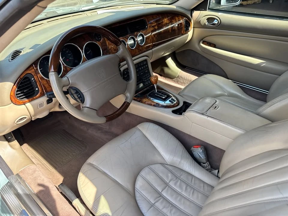 2006 Jaguar X100 XK8 - Image 14 of 20