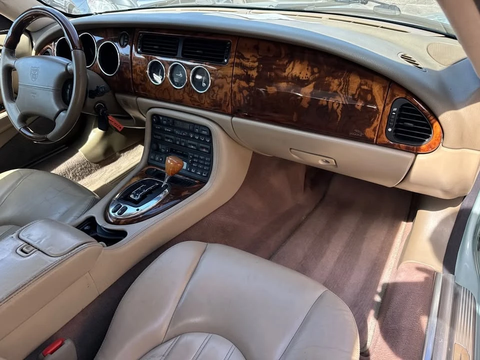 2006 Jaguar X100 XK8 - Image 11 of 20