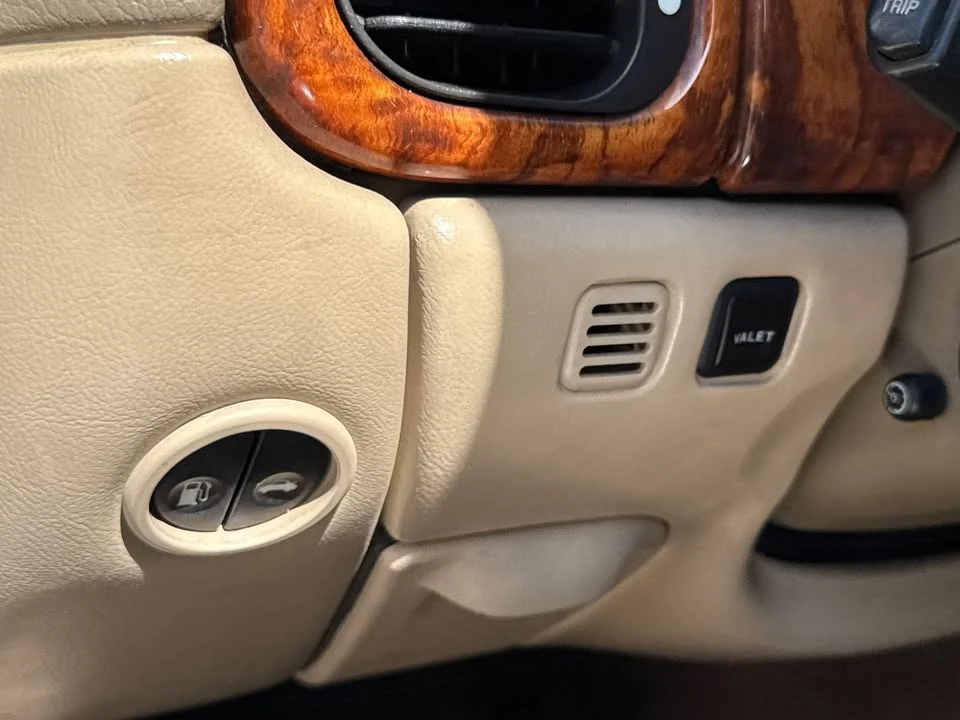 2006 Jaguar X100 XK8 - Image 16 of 20