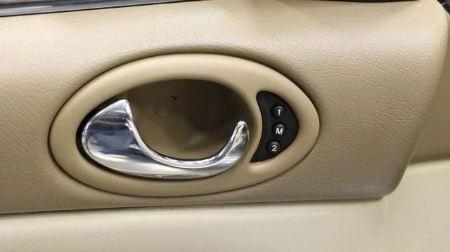 2006 Jaguar X100 XK8 - Image 11 of 12