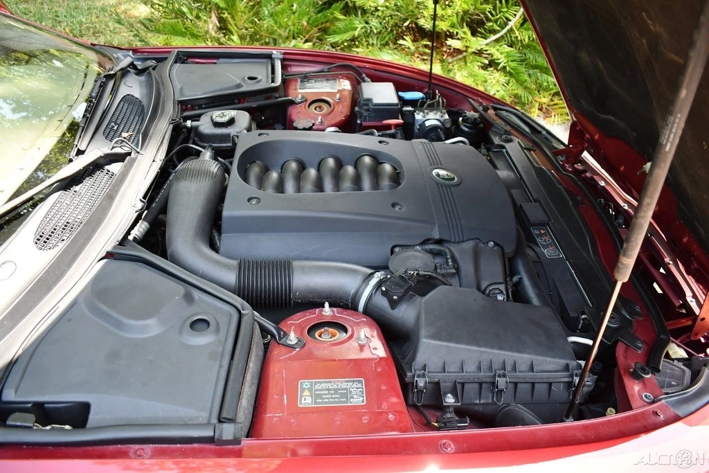 2006 Jaguar X100 XK8 - Image 8 of 24