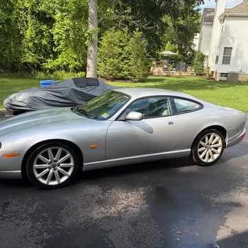 2006 Jaguar XK8 Coupe