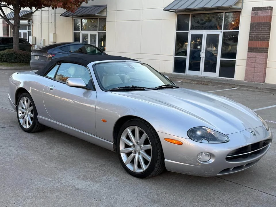 2006 Jaguar X100 XK8 - Image 2 of 11