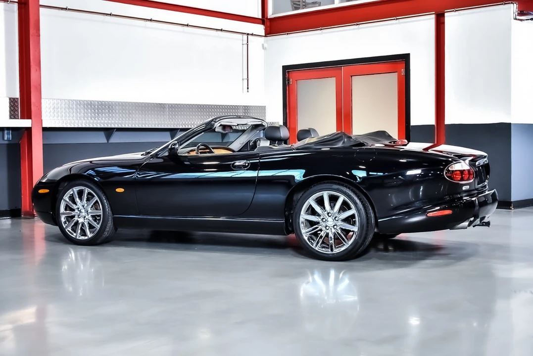 2006 Jaguar X100 XK8 - Image 10 of 30