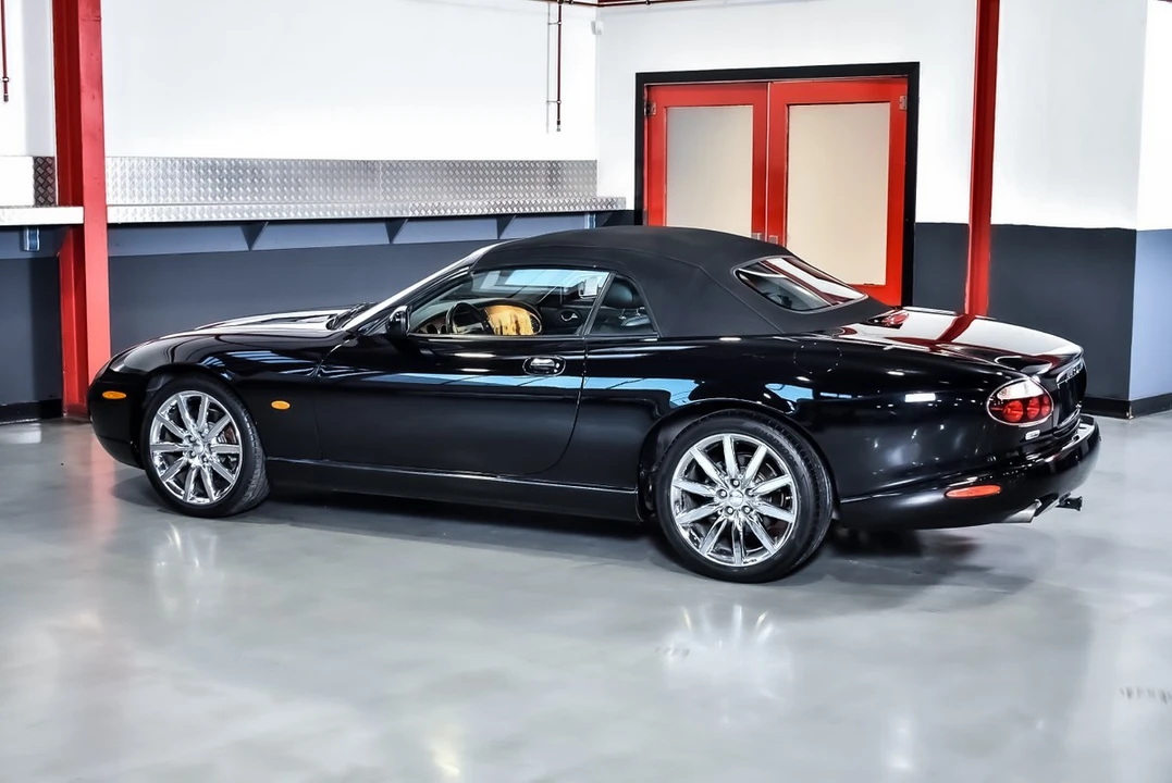2006 Jaguar X100 XK8 - Image 18 of 30