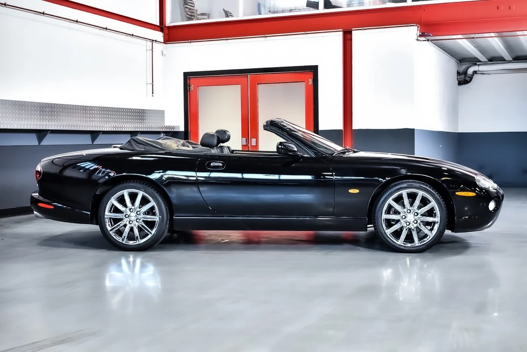 2006 Jaguar X100 XK8 - Image 2 of 30