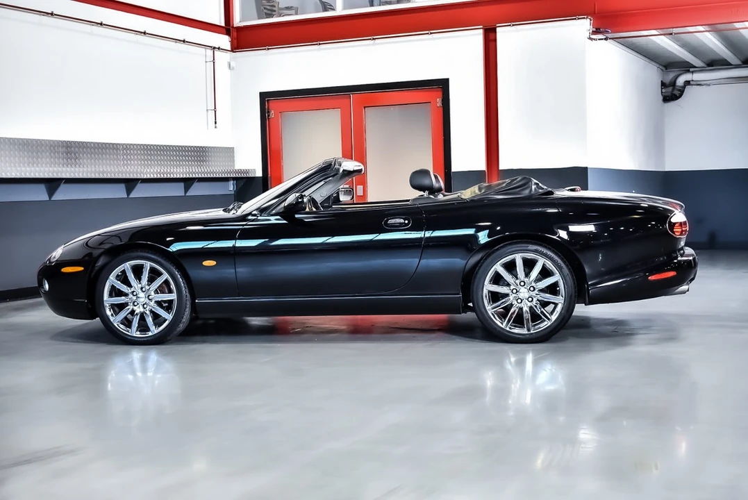 2006 Jaguar X100 XK8 - Image 16 of 30