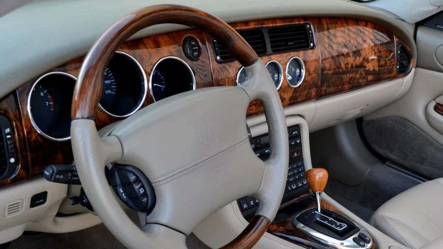 2006 Jaguar X100 XK8 - Image 5 of 9