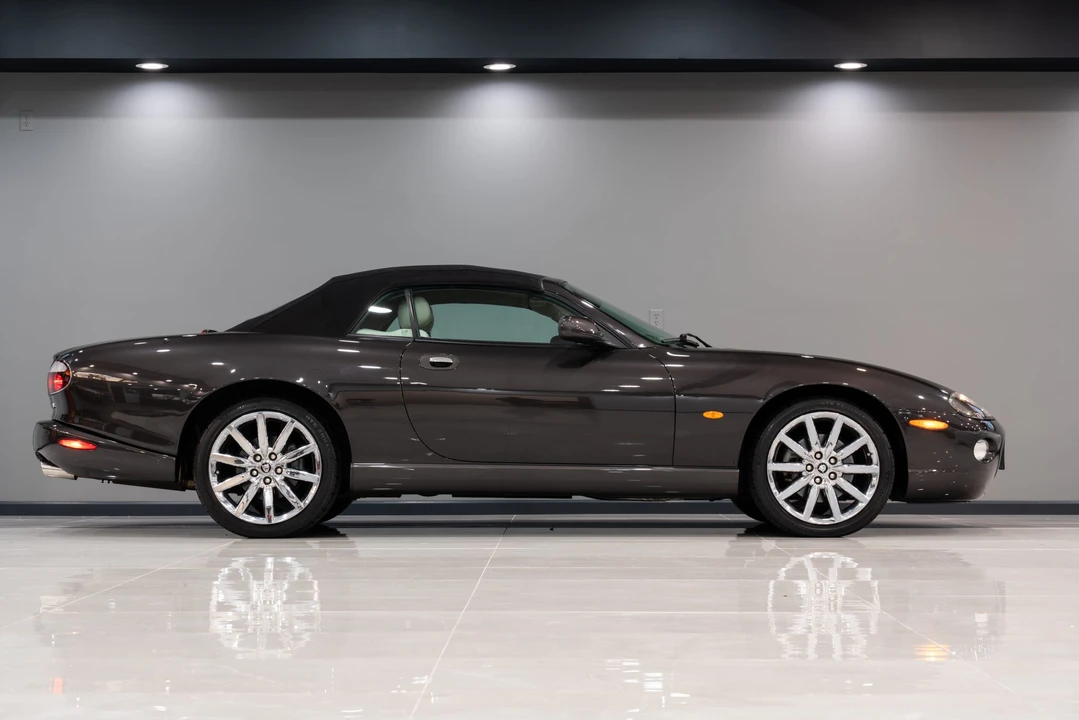 2006 Jaguar X100 XK8 - Image 15 of 31