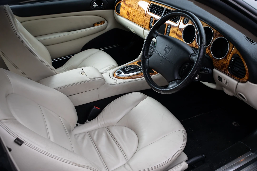 2006 Jaguar X100 XK8 - Image 9 of 10