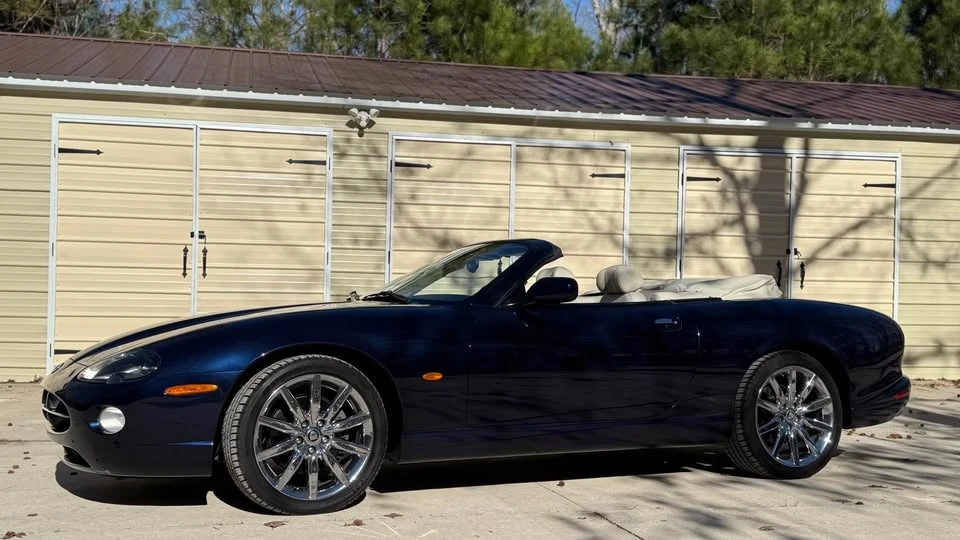 2006 Jaguar X100 XK8 - Image 2 of 16