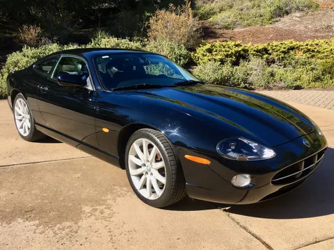 2006 Jaguar XK8 Coupe