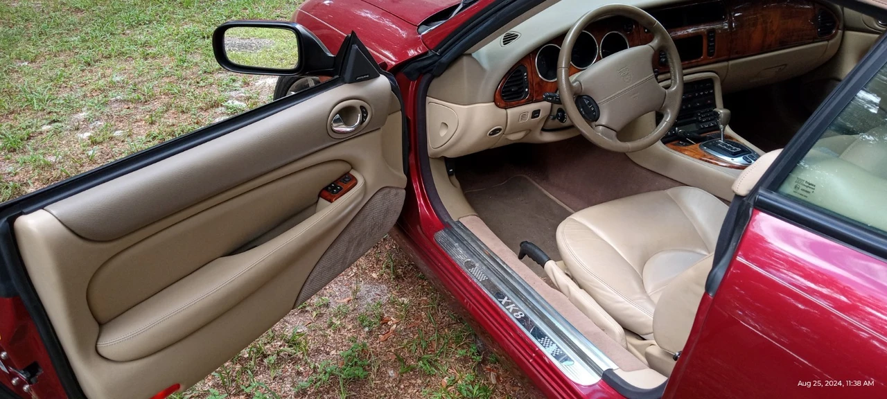 2006 Jaguar X100 XK8 - Image 13 of 21