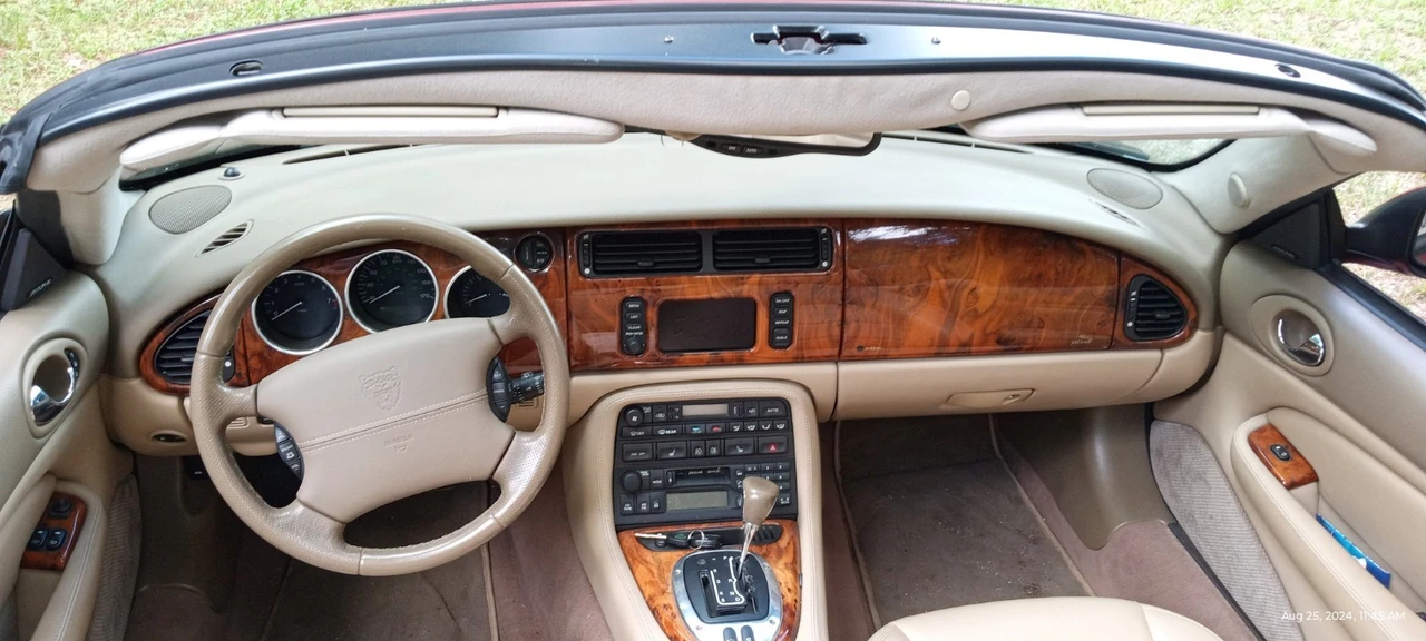 2006 Jaguar X100 XK8 - Image 11 of 21