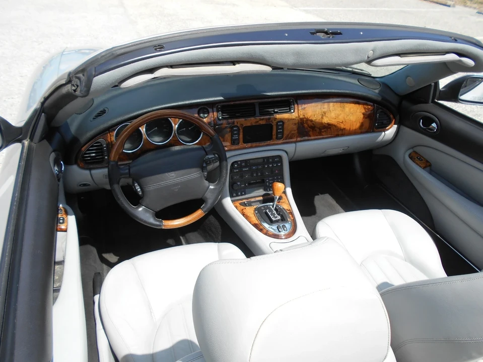 2006 Jaguar X100 XK8 - Image 19 of 21