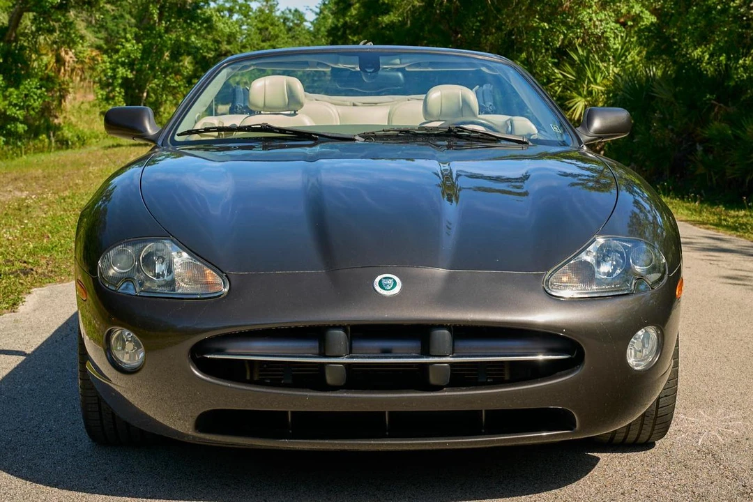 2006 Jaguar X100 XK8 - Image 2 of 31