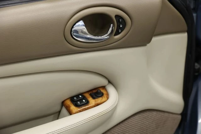 2006 Jaguar X100 XK8 - Image 8 of 12