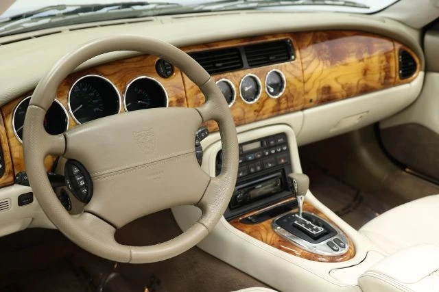 2006 Jaguar X100 XK8 - Image 2 of 12