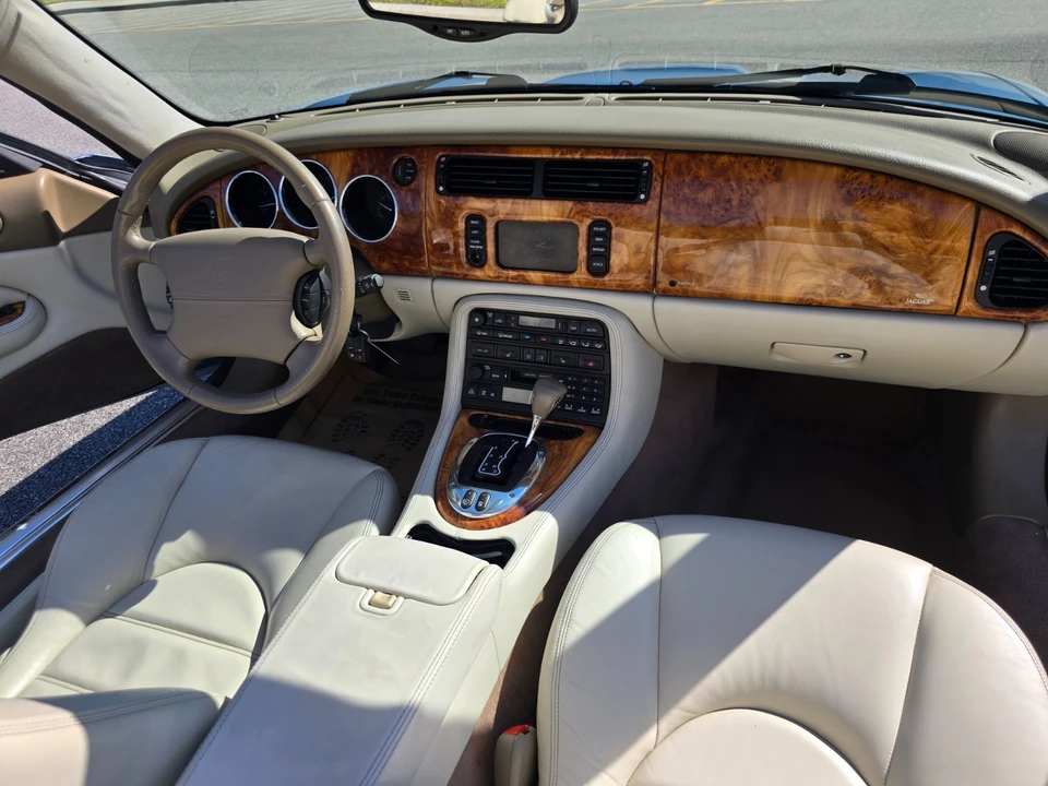 2006 Jaguar X100 XK8 - Image 17 of 21