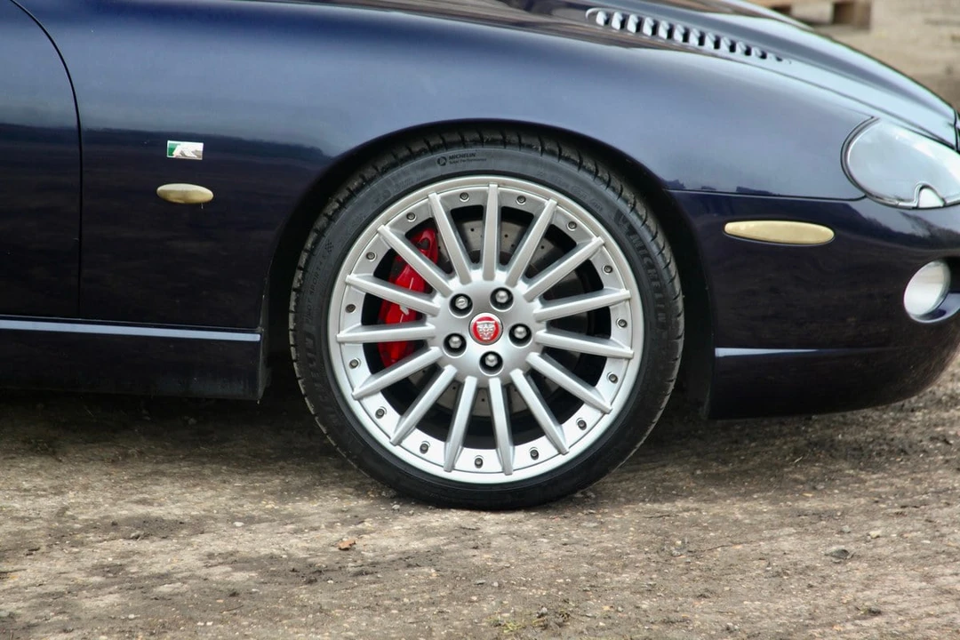 2005 Jaguar X100 XKR - Image 18 of 30