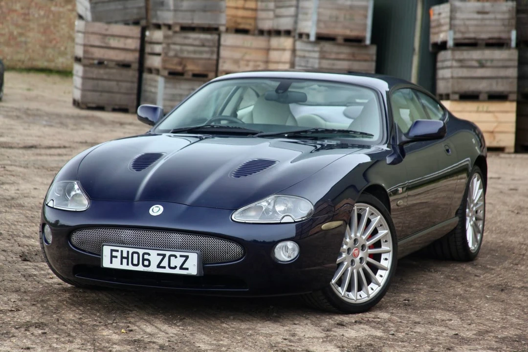 2005 Jaguar X100 XKR - Image 5 of 30