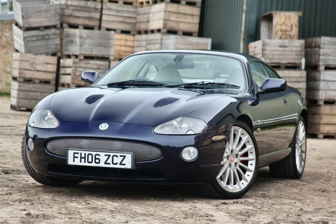 2005 Jaguar X100 XKR - Image 2 of 30