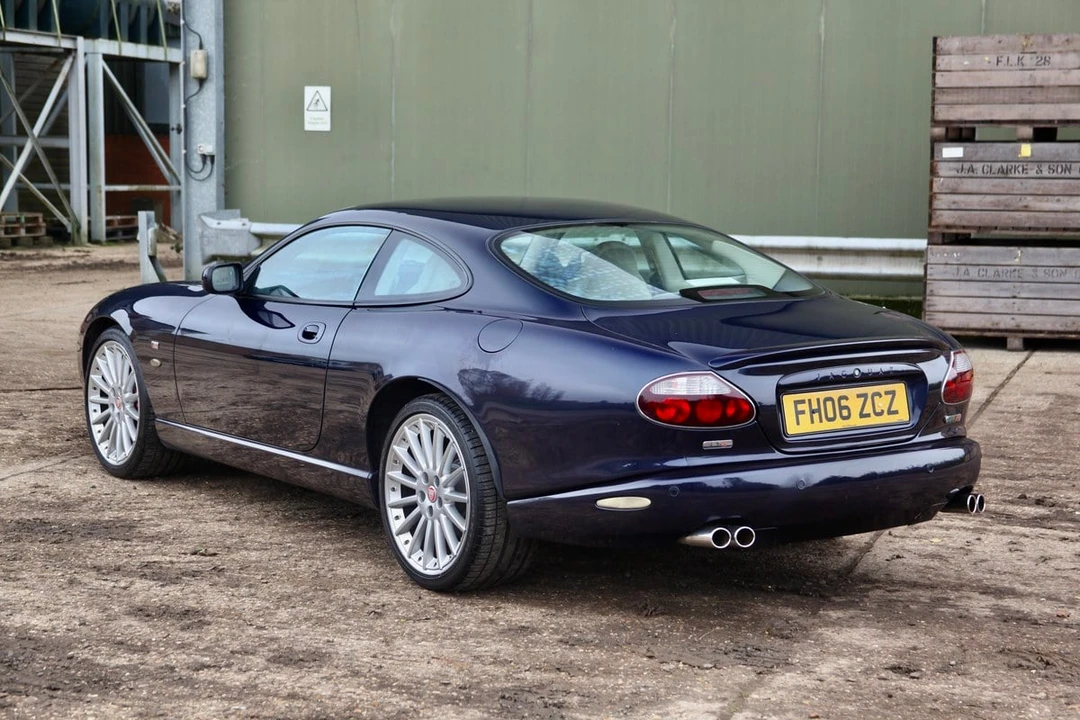 2005 Jaguar X100 XKR - Image 9 of 30