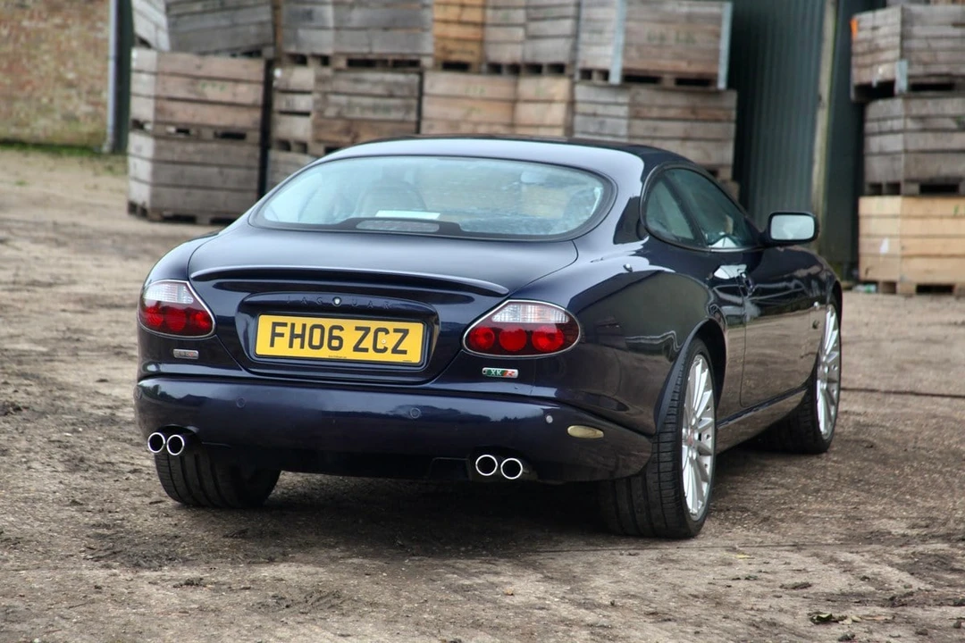 2005 Jaguar X100 XKR - Image 15 of 30