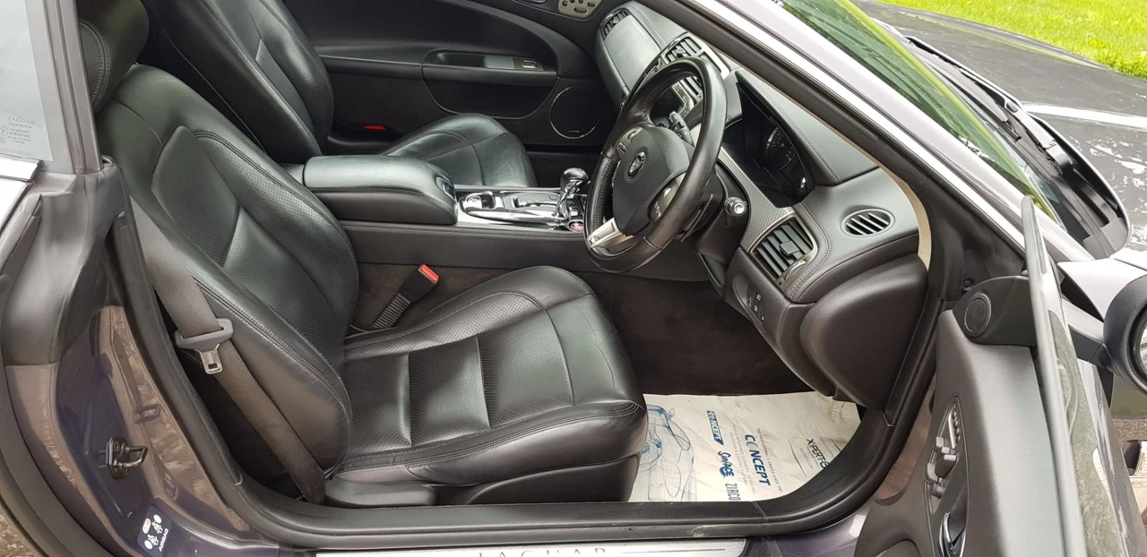 2006 Jaguar X100 XKR - Image 2 of 4