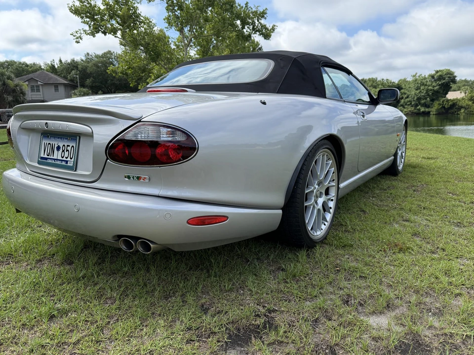 2006 Jaguar X100 XKR - Image 16 of 31