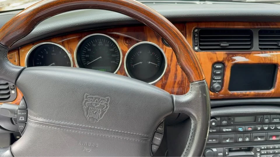 2006 Jaguar X100 XKR - Image 8 of 20