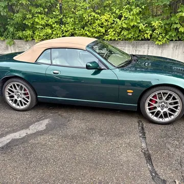 2006 Jaguar XKR
