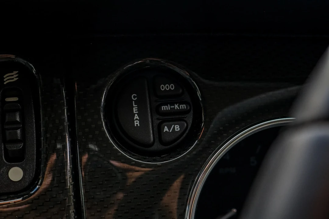 2006 Jaguar X100 XKR - Image 27 of 30