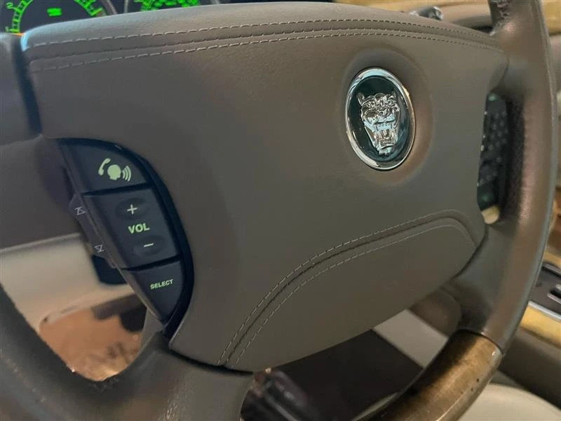 2006 Jaguar S-Type 2nd Gen - Image 15 of 19