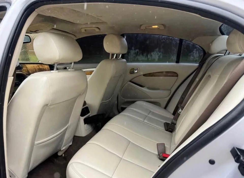 2006 Jaguar S-Type 2nd Gen - Image 12 of 16