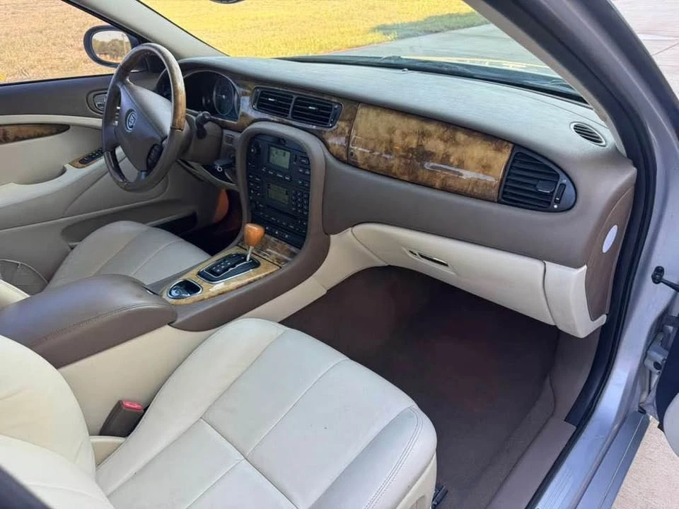 2006 Jaguar S-Type 2nd Gen - Image 12 of 13