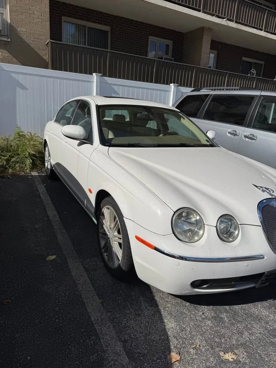 2006 Jaguar S-Type 2nd Gen - Image 2 of 8
